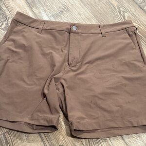 lululemon athletica Men's chocolate Shorts